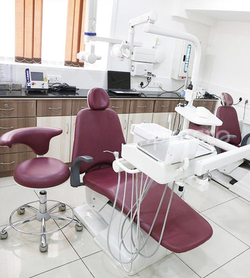 Dentist in Pitampura